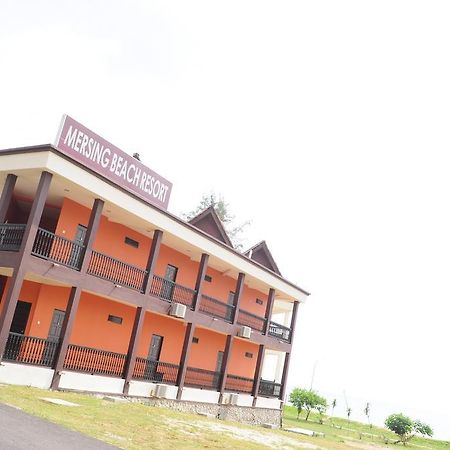 Mersing Beach Resort Buitenkant foto
