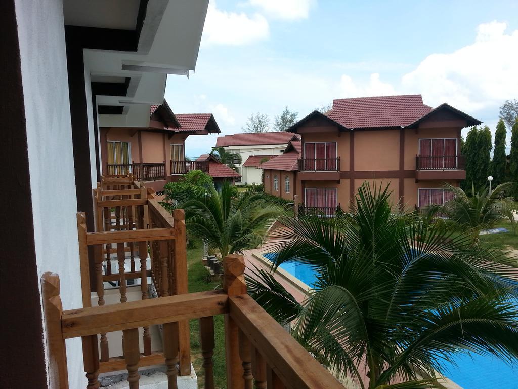 Mersing Beach Resort Kamer foto