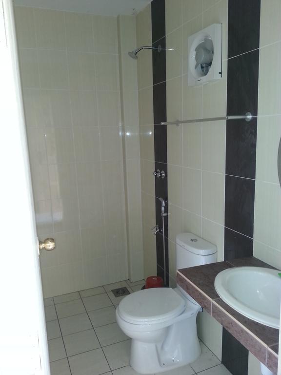 Mersing Beach Resort Kamer foto